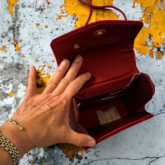 Vintage 70's BECHAMEL Velvet and Satin Burgundy Evening Bag Long Strap NWT! - Picture 7 of 7